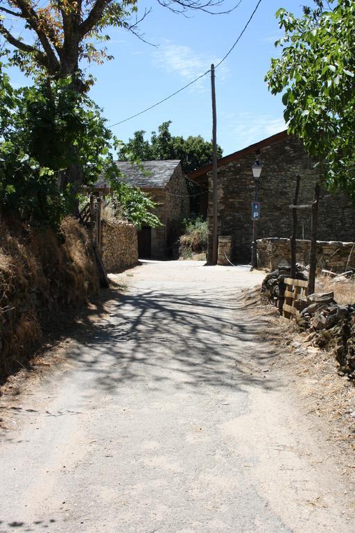 Hotel Rural Santa Cruz Santa Cruz de los Cuerragos Ngoại thất bức ảnh