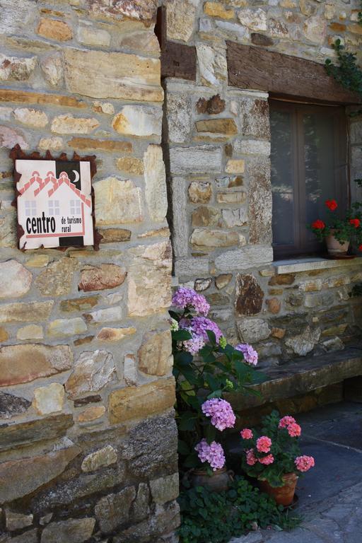 Hotel Rural Santa Cruz Santa Cruz de los Cuerragos Ngoại thất bức ảnh